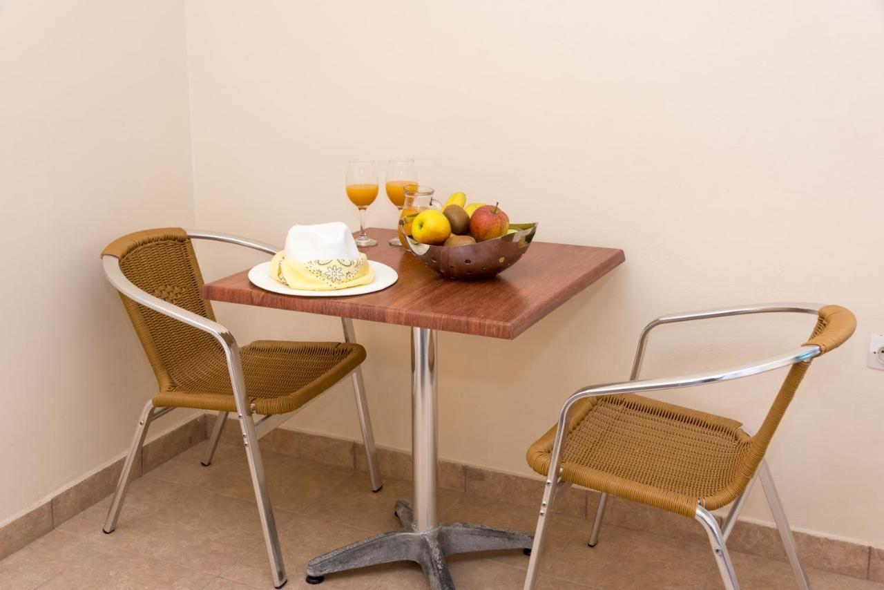 Sole E Mare Family Apartments 티실리비 외부 사진